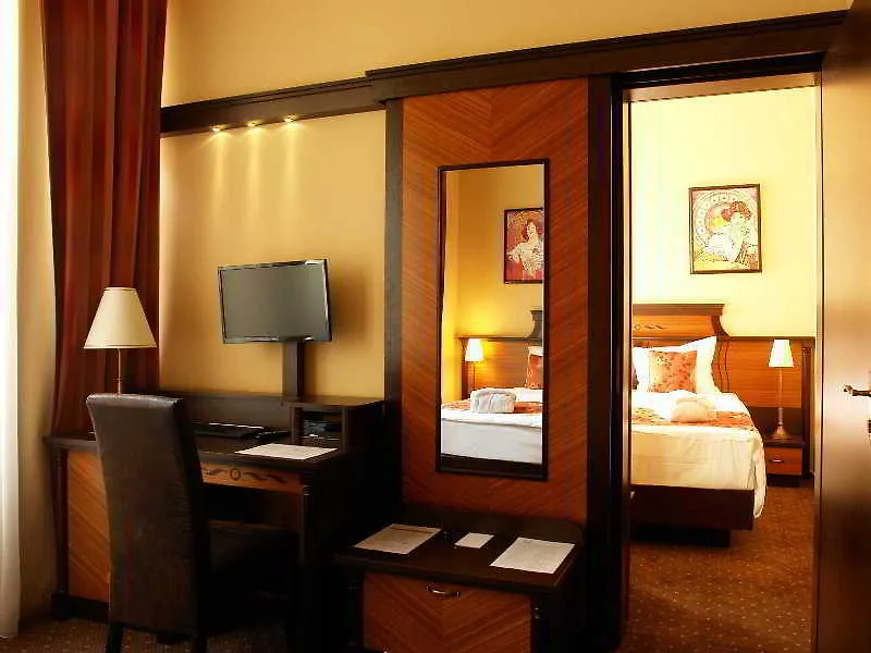 Residence Baron Budapest 4*,