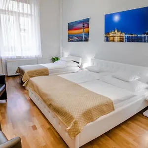 Anabelle Bed And Panzió