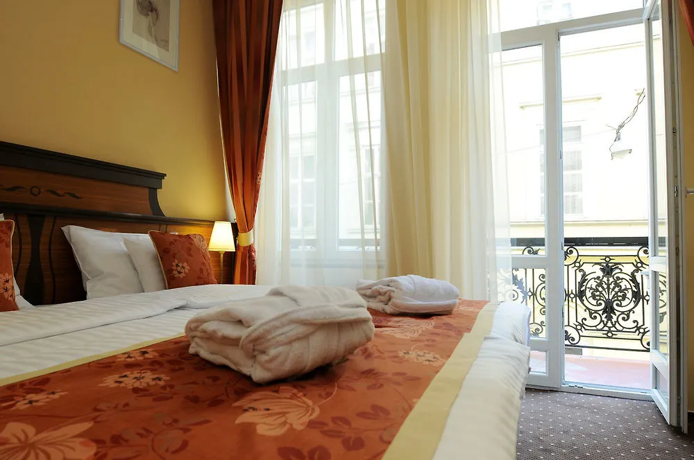 Residence Baron Budapest 4*,  Ungarn